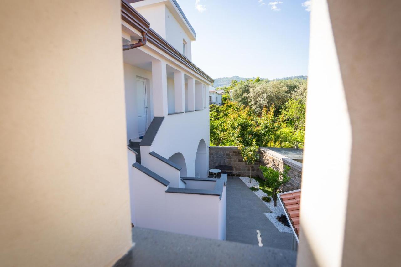 Relais Kaora Guesthouse Сант'Анджелло Экстерьер фото